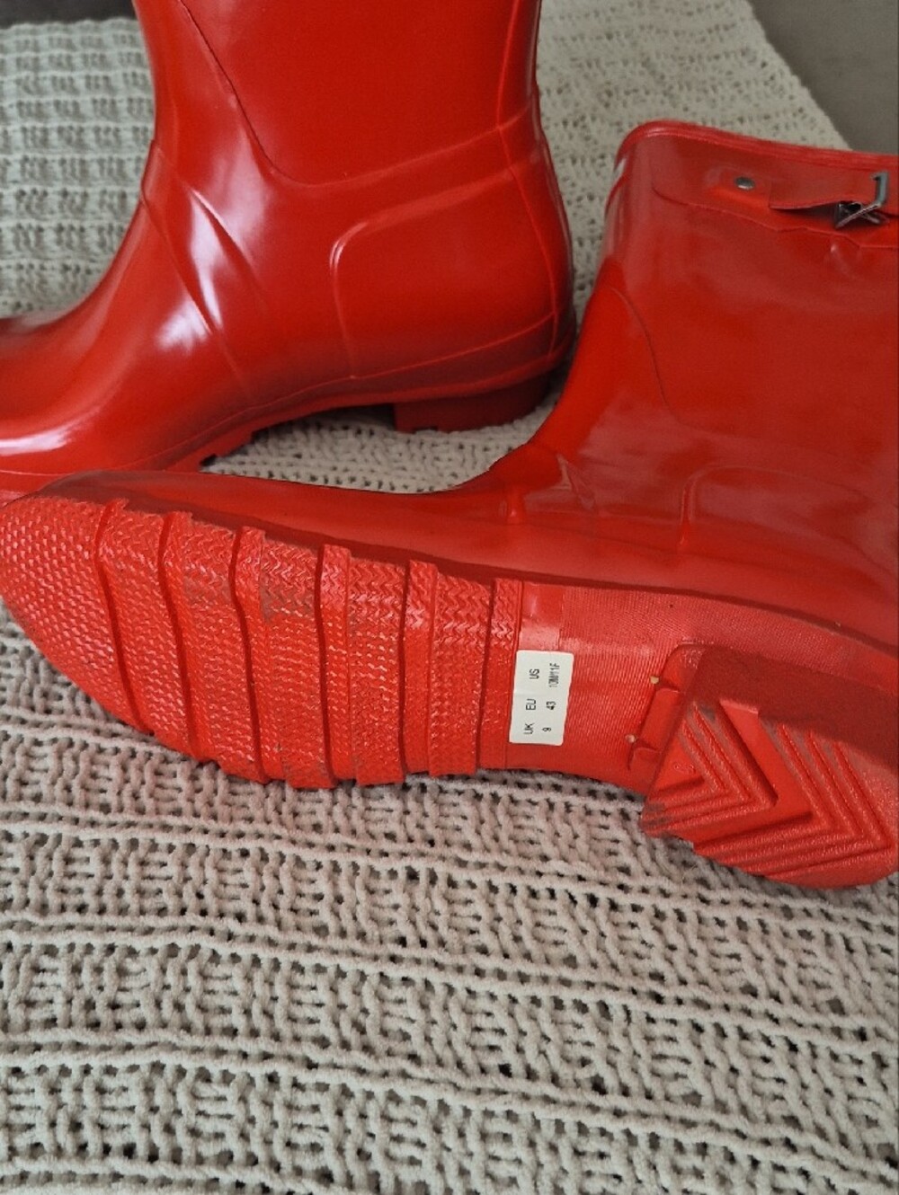 Hunter Glossy Waterproof Mid Calf Rain Boots - Picture 6 of 9